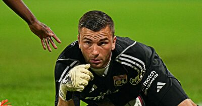 Copertina di La trovata di Anthony Lopes per permettere ai compagni di dissetarsi e mangiare datteri | Domeniche Bestiali