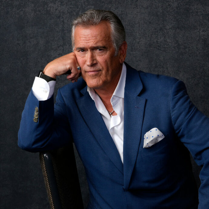 “Ho un cancro curabile, ma non guaribile, è stato uno choc”: l’annuncio di Bruce Campbell, attore de “La casa”