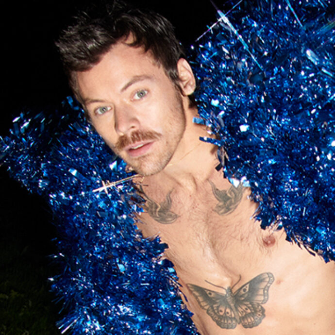 Harry Styles non fa il paraculo, l’album “Kiss All The Time. Disco, Occasionally.” non è per accontentare i fan, ma per spiazzare: “Riuscirò a lasciare il segno?”