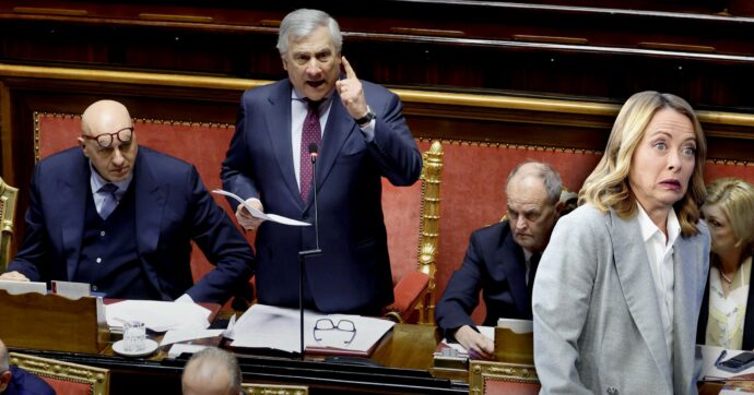 Crosetto: “Operazione in Iran fuori dal diritto”. Ma c’è l’ok a basi e armi