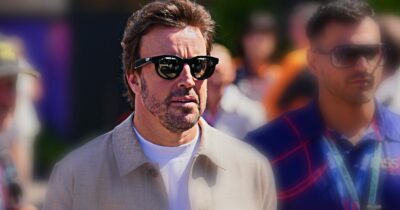 Copertina di La nuova F1 che rallenta in curva cambia il ruolo del pilota. “Siamo diventati inutili”: cosa c’è dietro l’allarme di Alonso