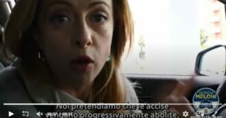 Copertina di Caro carburanti, Meloni prende tempo. Ma il governo può attivare subito il taglio delle accise finanziandolo con la maggior Iva incassata