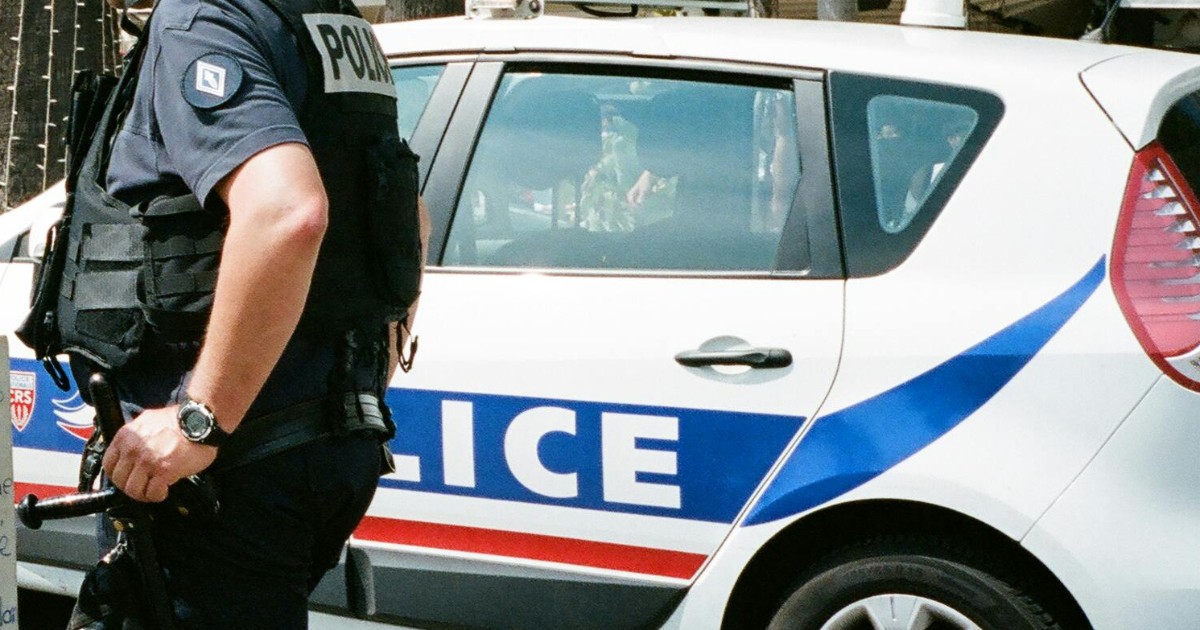 Uccide l’inquilino e lo fa a pezzi: “La testa era in bagno, il tronco in una scatola di plastica e c’erano pezzi di carne in pentola”