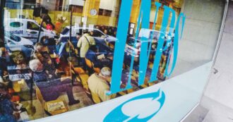 Copertina di Inps, il numero degli ispettori crolla nonostante le promesse del governo. Meno verifiche su lavoro irregolare e recupero di contributi