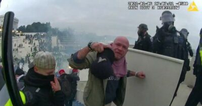 Copertina di Condannato all’ergastolo per molestie sessuali su due bimbi uno degli assalitori di Capitol Hill graziato da Trump