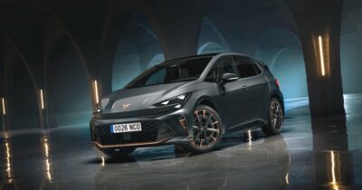 Copertina di Nuova Cupra Born, tecnologia e autonomia fino a 600 km per la compatta elettrica – FOTO