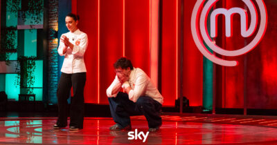 Copertina di Matteo Canzi vince Masterchef 2026, la finale a sorpresa e il menu “Tutto di me”: chi è il 24enne che ha trionfato con innovazione e tecnica