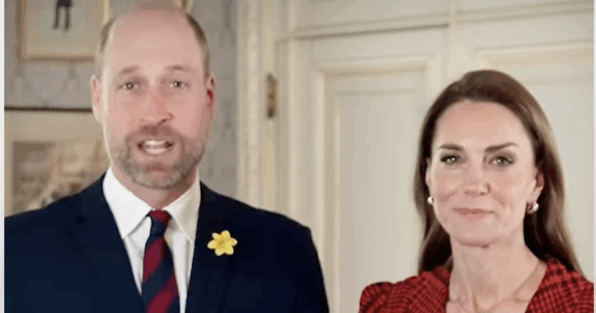 “Lui è  molto, molto bravo”: Kate Middleton fa una battuta in pubblico al principe William, lui si imbarazza e arrossisce