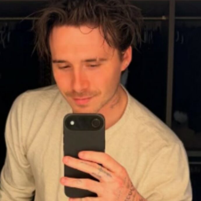 “Brooklyn Beckham non è contento degli auguri di compleanno di Victoria e David. È uno di quei gesti di facciata a cui vuole mettere fine”: il retroscena