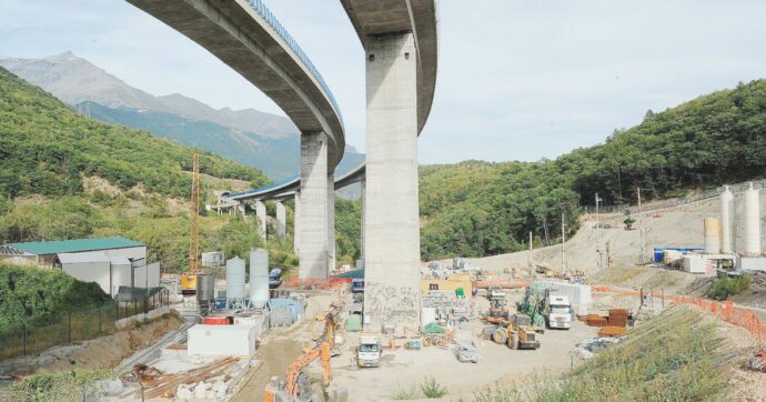 Tav,  i comuni bocciano la linea  Susa-Torino “Risparmi di 73 secondi”. E slittano i lavori