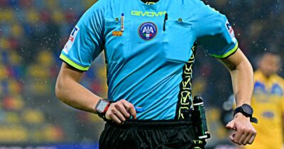 Copertina di Arbitra minorenne presa a schiaffi e pugni, l’Aia: “Superato ogni limite di civiltà sportiva e umana”