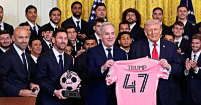 Copertina di “Dovevamo parlare solo di calcio, ma non è stato così”: Mascherano torna sull’imbarazzante incontro con Trump