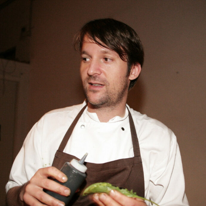 “Mi scuso con chi ha sofferto, non riuscivo a reggere la pressione. Oggi sto imparando a gestire la rabbia”: lo chef del Noma conferma gli abusi e i maltrattamenti nel ristorante stellato