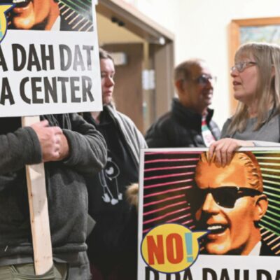 Copertina di Big Tech, la rivolta contro i data center che spaventa Trump