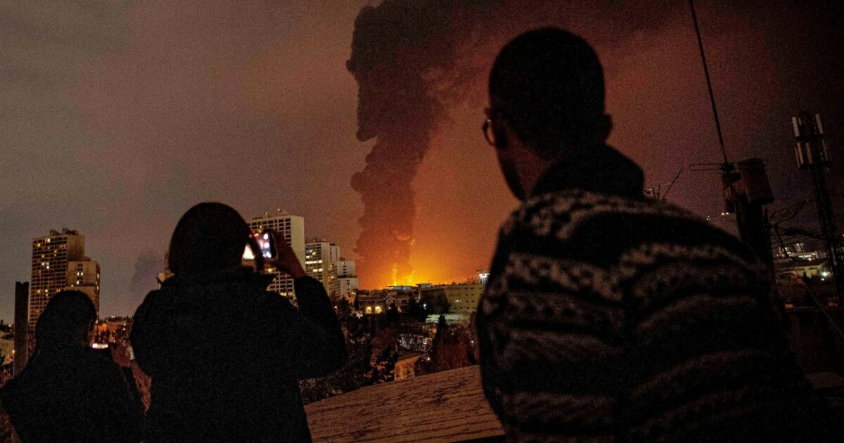 chiuso lo stretto di hormuz il prezzo del petrolio si impenna ma non 232 detto che stavolta rientri da Ilfattoquotidiano.it chiuso lo stretto di hormuz il prezzo del petrolio si impenna ma non 232 detto che stavolta rientri