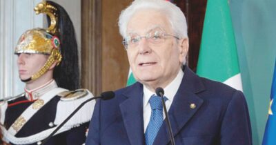 Copertina di Quirinale in allarme per la norma sulla remigrazione voluta dalla maggioranza: il Decreto sicurezza rischia di restare senza firma