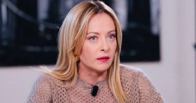 Copertina di La guerra in Iran fa saltare le stime del governo su pil e deficit. Giorgetti teme un aumento dei tassi e l’Ue evoca la stagflazione