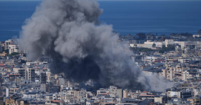 Copertina di Netanyahu: “Avanti fino al rovesciamento del regime in Iran”. Israele ordina l’evacuazione del sud del Libano. La Turchia schiera i Patriot