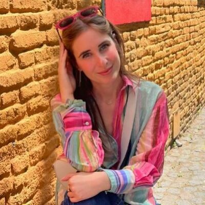 Copertina di Cristina Colturi muore a Tenerife a 28 anni per uno schianto con il parapendio