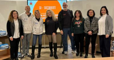 Copertina di Bimbo soffocato all’Ikea, la missione della mamma: “Insegniamo il primo soccorso anche ai bambini. Nessuno deve morire come mio figlio”