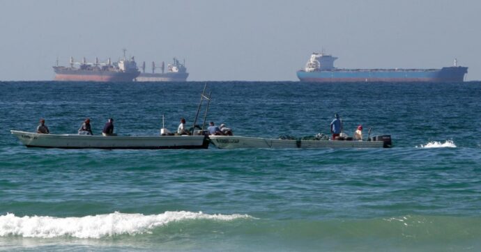 Il vero ostaggio nello Stretto di Hormuz non è solo il petrolio in viaggio. È il petrolio di riserva