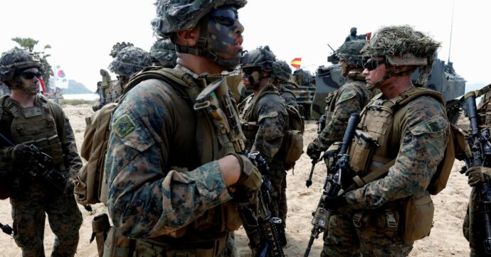 Guerra in Iran, l’analisi: per vincere, gli Usa potrebbero occupare le tre isole cedute nel ’71 dai britannici allo scià di Persia