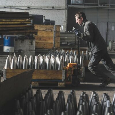 Copertina di Export armi, exploit italiano: più 157% tra il 2021 e il 2025