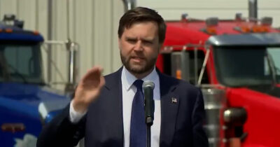 Copertina di Quando Vance prometteva: “Smetteremo di mandare i nostri giovani in terre lontane per guerre stupide. Non siamo poliziotti del mondo”