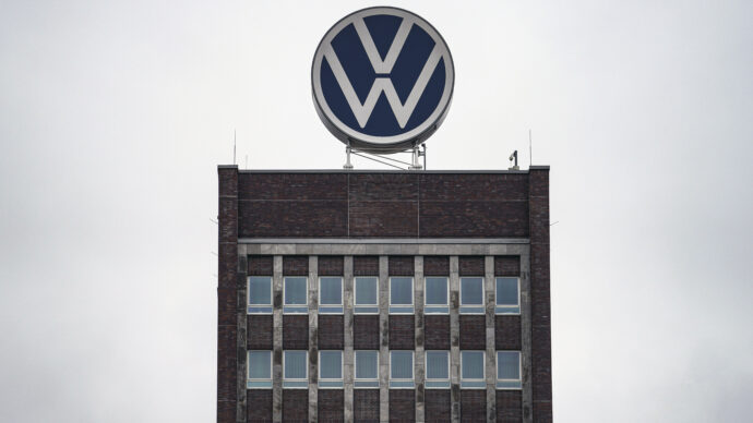 Richiamate in Germania 1 milione di auto Volkswagen e Audi: “La corrosione può causare la rottura di una vite del sistema di sterzo”