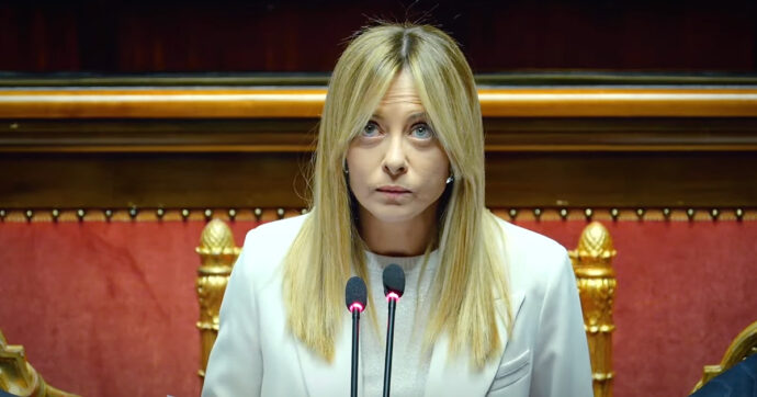 Migranti rientrati dall’Albania, Meloni attacca i giudici. Ma sarebbe bastato non trasferirli: ecco cosa dice la legge