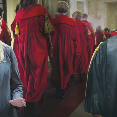 Copertina di Meloni vuole far fuori Giusi Bartolozzi dopo il referendum.  E c’è già il suo sostituto