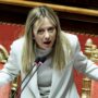 Copertina di Attacco all’Iran, Meloni in Parlamento torna draghiana: “Meglio i rincari della Bomba”