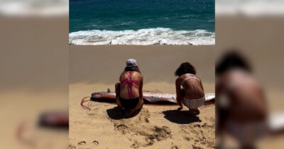 Copertina di Passeggiano sulla spiaggia e si imbattono in due “pesci dell’Apocalisse”: il raro avvistamento di due sorelle – Video