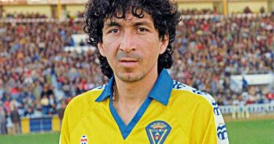 Copertina di Ti ricordi… Mágico Gonzalez, il salvadoregno con una piuma nel calzino. Maradona diceva: “È l’unico più forte di me”