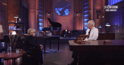 Copertina di Enrica Bonaccorti morta, quando a La Confessione raccontò della “spinta” fuori dalla Rai: “Dissi che ero incinta, è successa una tragedia”