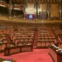 Copertina di Ilva, Urso parla al Senato ma l’aula è deserta: solo 30 parlamentari presenti, appena 9 della maggioranza