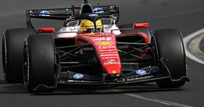 Copertina di Orari F1, Gp Cina: la Ferrari a caccia di conferme e la prima sprint dell’anno | Dove vedere in tv e streaming (Sky, Now, TV8)