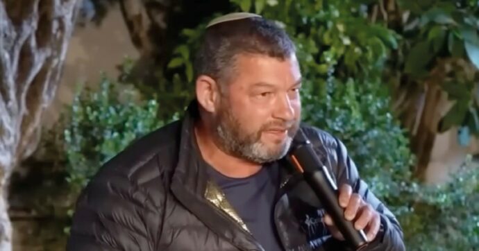 Depliant turistico: “Vacanza in Italia con generale Idf”