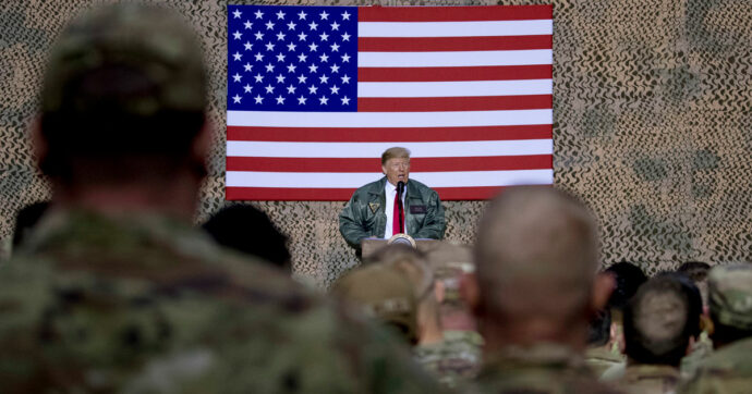 Attacco all’Iran, gli Usa per l’“exit strategy” Ma inviano 5.000 marines