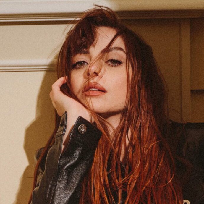 Annalisa: “Capita che mi senta sola. Di fronte a tante persone che si aspettano molto da te, scatta un enorme senso di responsabilità che mi pesa sulle spalle”