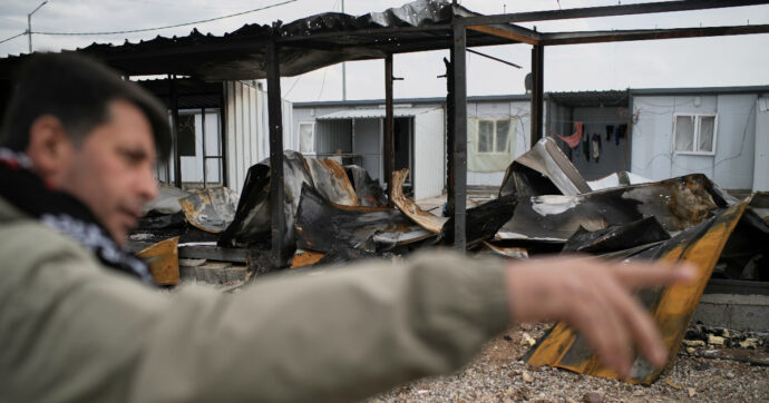 Guerra all’Iran, Macron: “Ucciso un soldato francese a Erbil”. Trump dice sì agli acquisti di petrolio russo