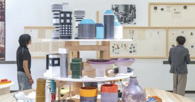 Copertina di L’architetto Sottsass ci somministra  una buona dose  di serotonina e ironia