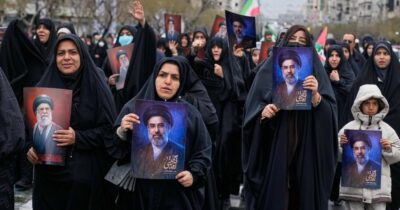 Copertina di La Nato neutralizza il terzo missile iraniano sulla Turchia. Trump dice sì agli acquisti di petrolio russo. Raid su manifestazione a Teheran: “C’è Larijani”