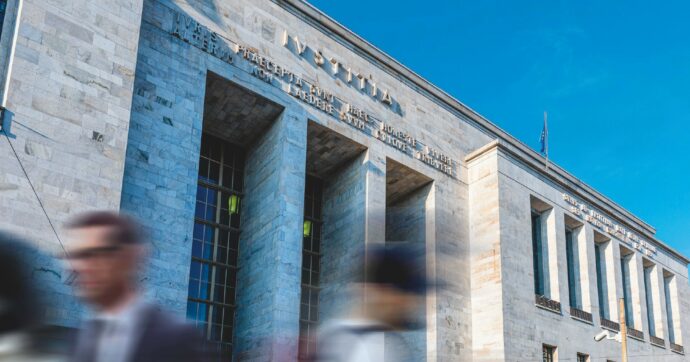 Imprenditori e cacciatori gli indagati ora sono 3