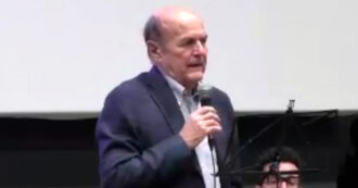 Bersani: "Qualcuno dedica il Sì a Berlusconi. Noi dedichiamo il No ai magistrati uccisi da mafia e terrorismo"