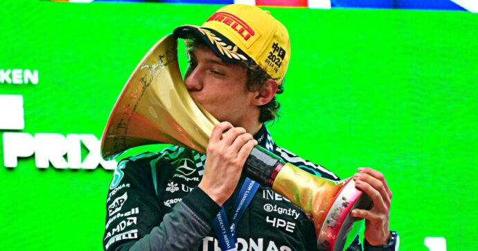 Kimi Antonelli trionfa in Cina: il pilota Mercedes è il primo italiano a vincere un gran premio dal 2006