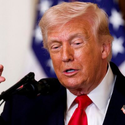 Copertina di Stretto di Hormuz: Trump implora l’aiuto della Cina (che lo ignora)