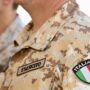 Copertina di Kuwait, Italia nel mirino: base colpita per la 3ª volta
