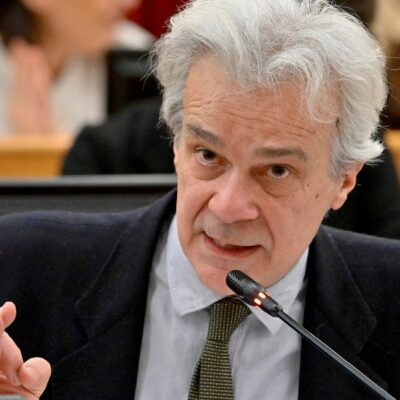 Copertina di Iran, Gaetano Azzariti: “Non dobbiamo farci trascinare nel conflitto. Il governo ritiri i nostri soldati da quei teatri”