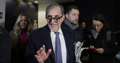 Copertina di Famiglia nel bosco, La Russa riceverà in Senato i genitori poco dopo il referendum. Pd e M5s: “Becera propaganda”